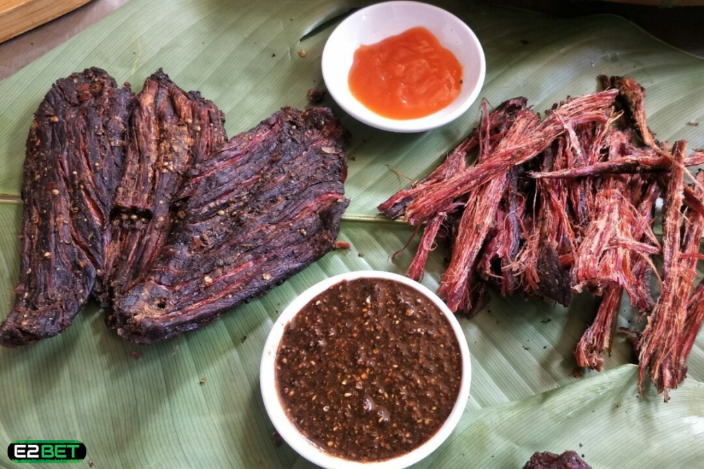 Nằm Mơ Thấy Làm Thịt Trâu Đánh Con Gì? Giấc Mơ Nghe Mùi Là Biết Có Biến!
